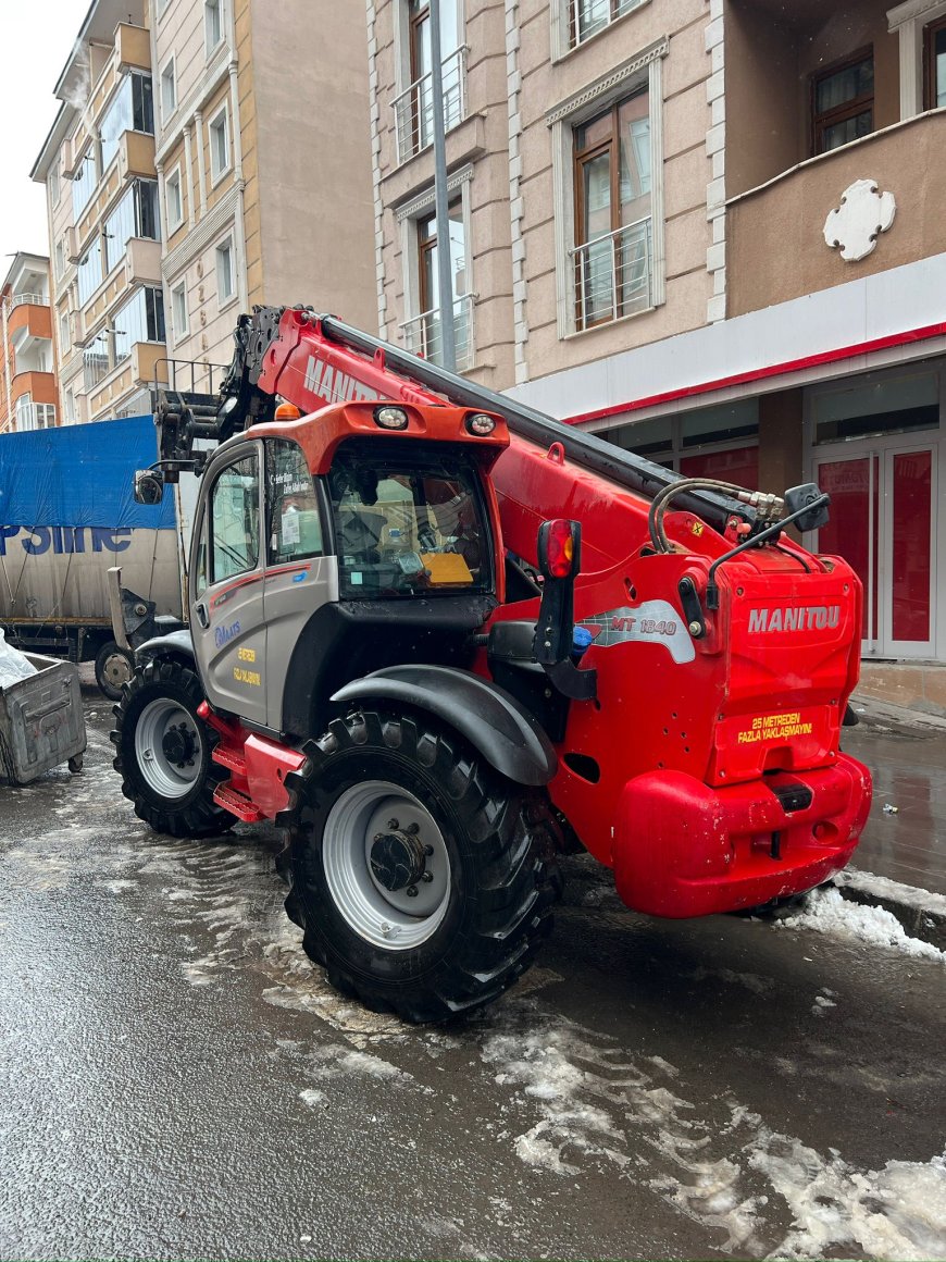 Satılık Manitou Teleskopik Yükleyici İş Makineleri