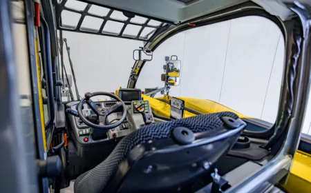 Kramer’s 2706 telehandler evolves   