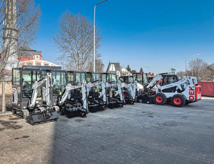 Bobcat Strengthens Czech Rental Market with Major Machine Delivery