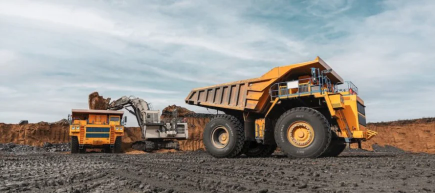 BKT Engineers the EARTHMAX SR Tire Range for Mining Applications